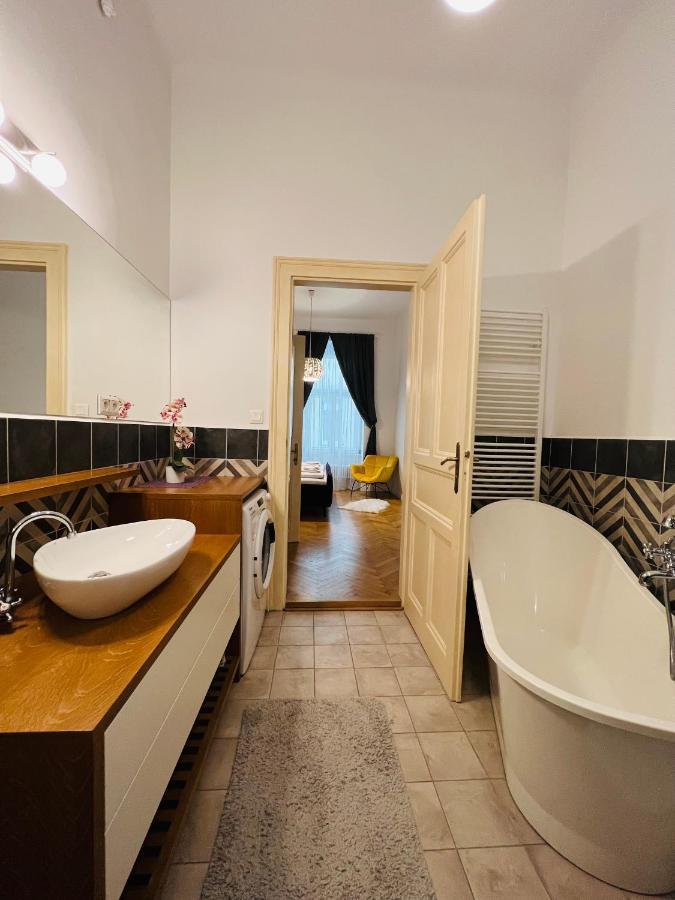 Beautiful Condo At The Old Town Μπρατισλάβα Εξωτερικό φωτογραφία